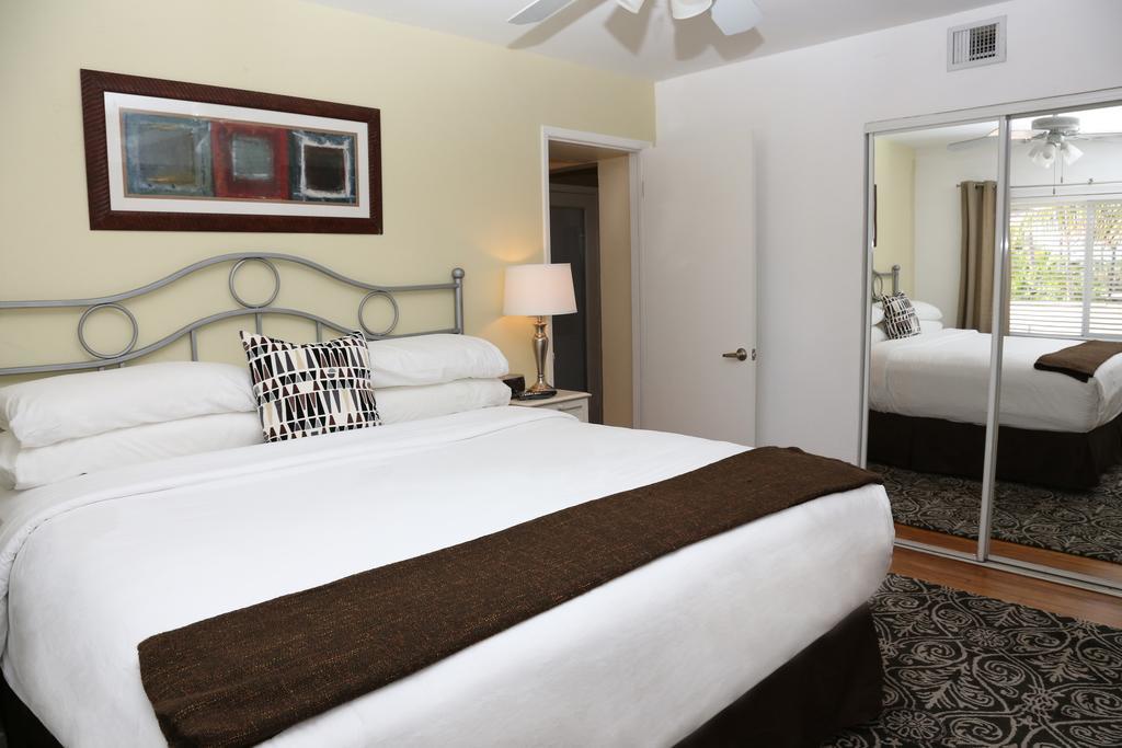 The Cabanas Guesthouse & Spa - Gay Resort Catering To Gay Men Оукланд Парк Екстериор снимка